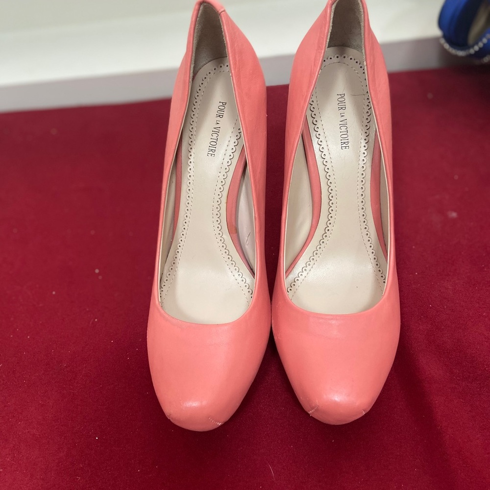 Pour la Victoire Pumps 7.5